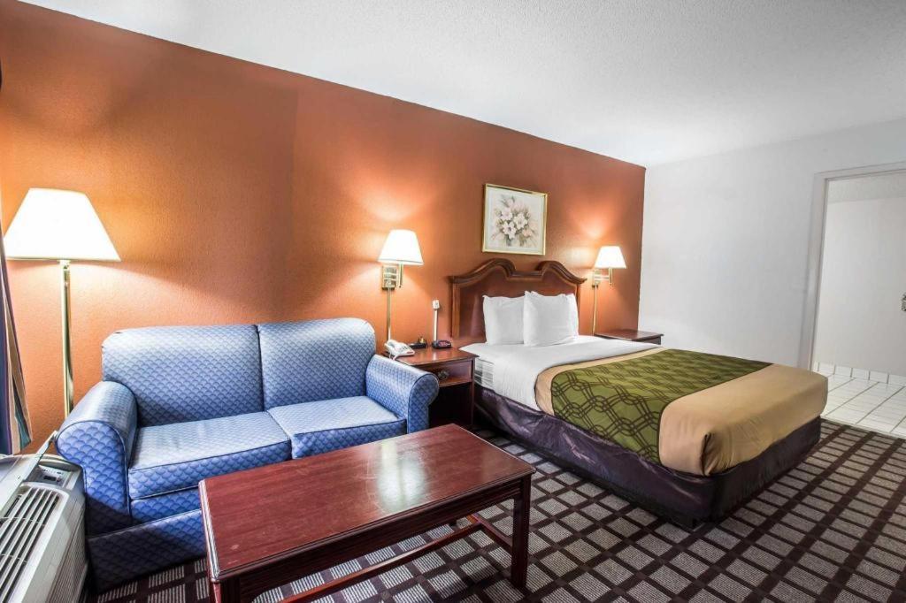 Econo Lodge South Garner Eksteriør billede